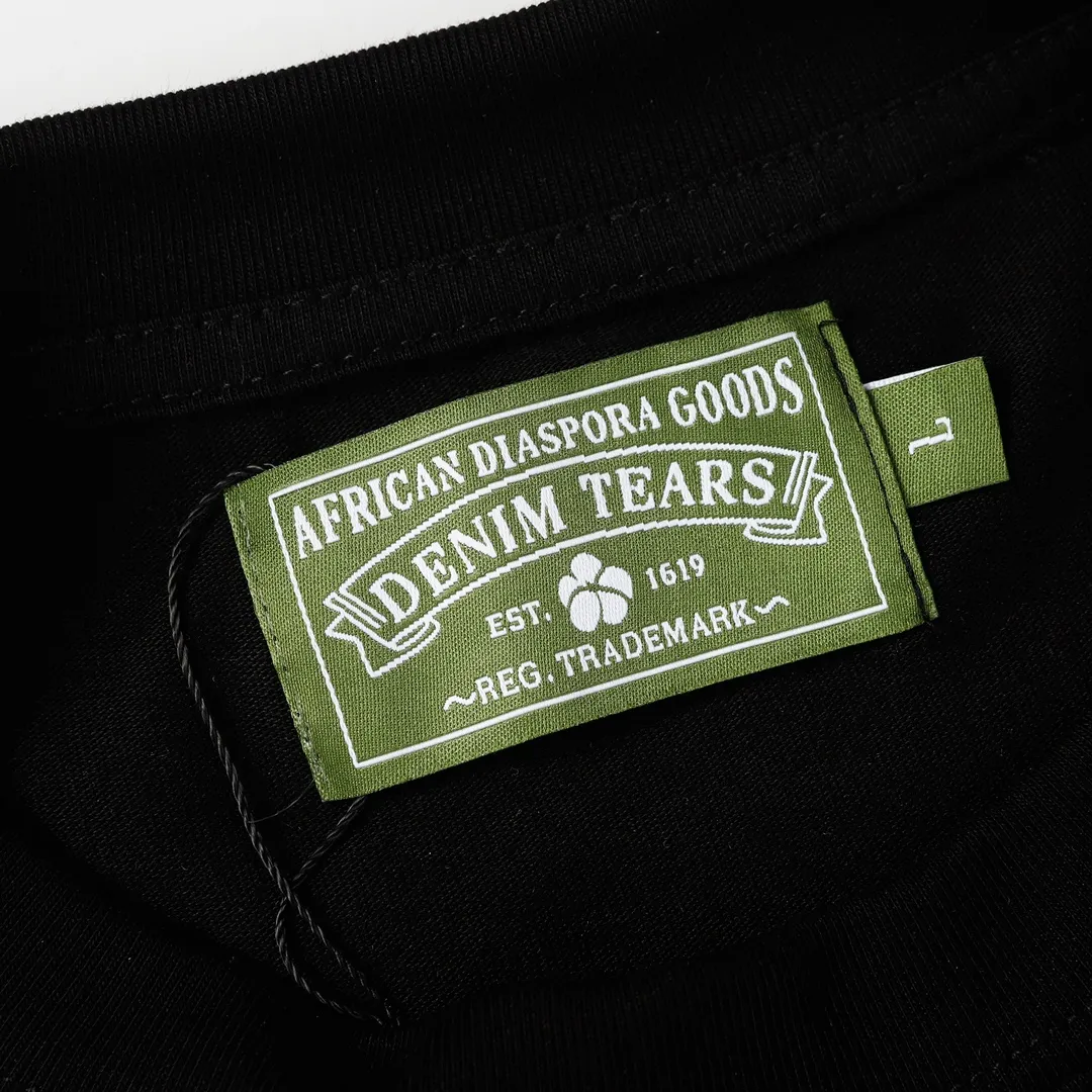 DENIM TEARS kapok new summer short-sleeved model number: 3147P106 color: black white code number: S M L XL